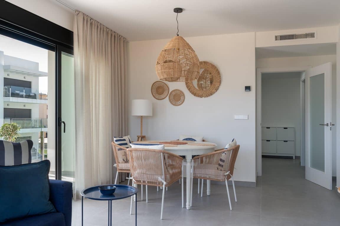 2 bedroom Apartment for rent in Arenal with pool garage - € 2,000 (Ref: 9944726)