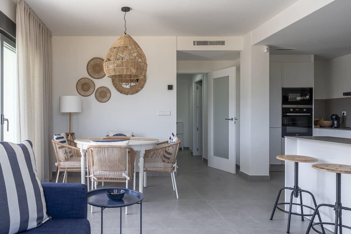 2 bedroom Apartment for rent in Arenal with pool garage - € 2,000 (Ref: 9944726)
