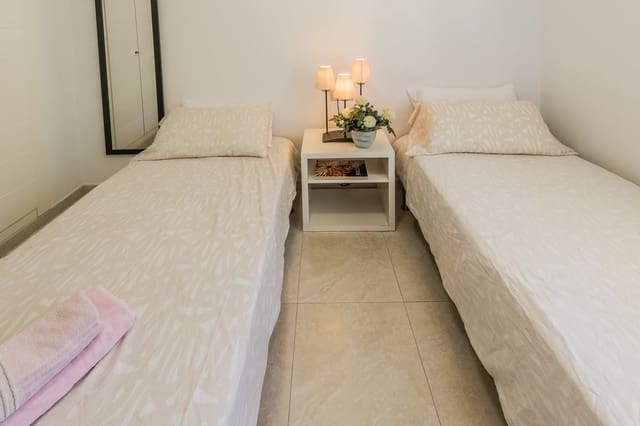 3 soveværelse Lejlighed til leje i Javea / Xàbia med swimmingpool - € 1.800 (Ref: 9948406)