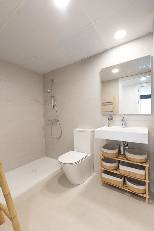 4 bedroom Apartment for rent in Denia with pool garage - € 3,500 (Ref: 9958439)