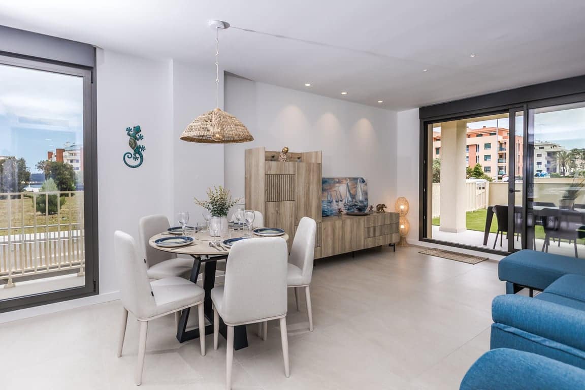 4 bedroom Apartment for rent in Denia with pool garage - € 3,500 (Ref: 9958439)