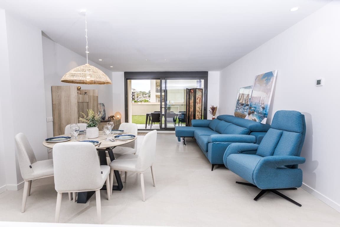 4 bedroom Apartment for rent in Denia with pool garage - € 3,500 (Ref: 9958439)