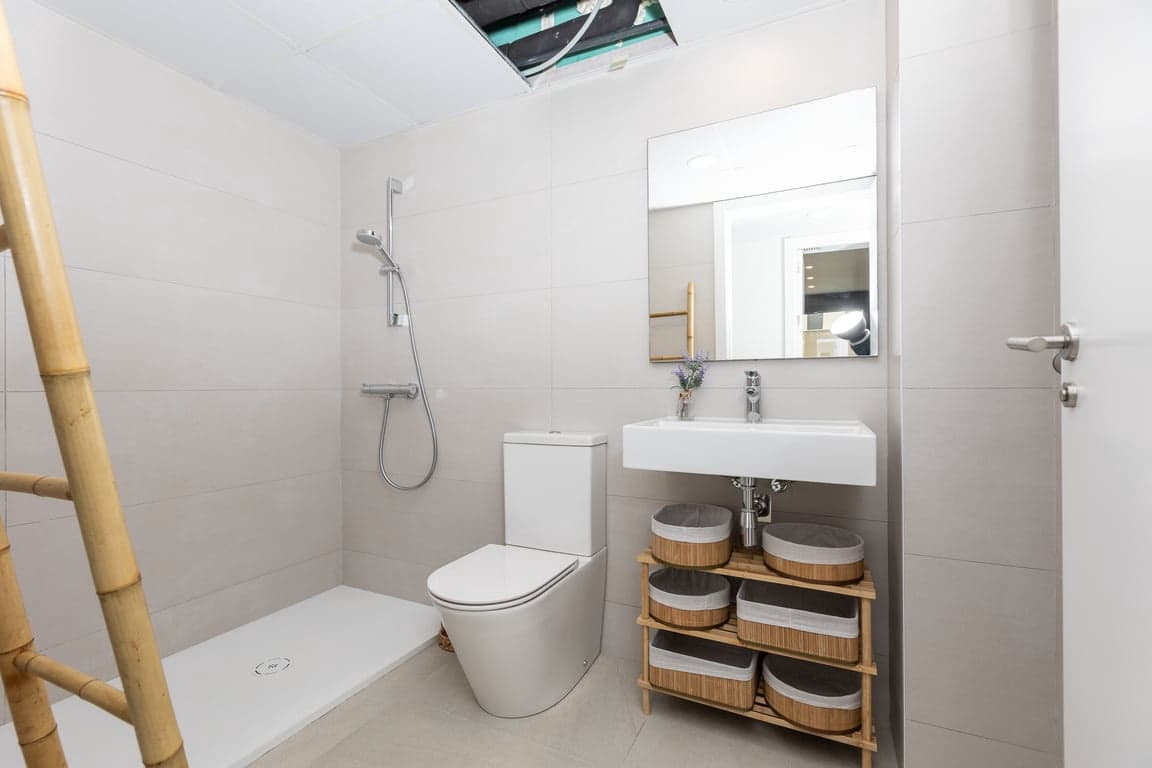 4 bedroom Apartment for rent in Denia with pool garage - € 3,500 (Ref: 9958439)