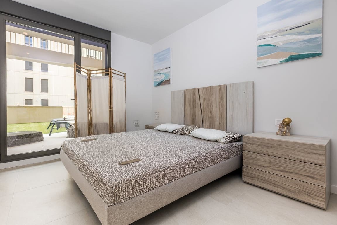 4 bedroom Apartment for rent in Denia with pool garage - € 3,500 (Ref: 9958439)