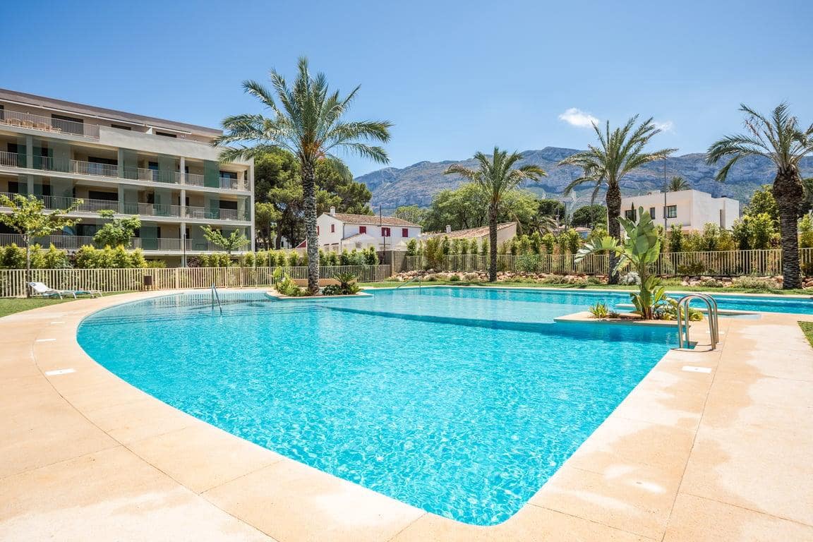 4 bedroom Apartment for rent in Denia with pool garage - € 3,500 (Ref: 9958439)