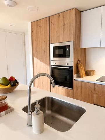 2 sovrum Lägenhet att hyra i Centro ciudad, Javea / Xàbia med pool garage - 1 700 € (Ref: 9964190)