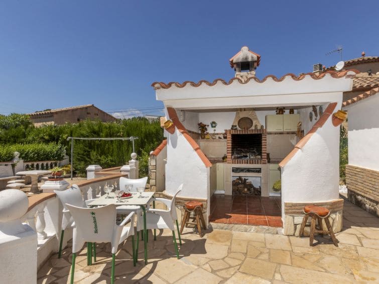 3 bedroom Villa for holiday rental in L'Ametlla de Mar with pool - € 2,200 (Ref: 10124550)