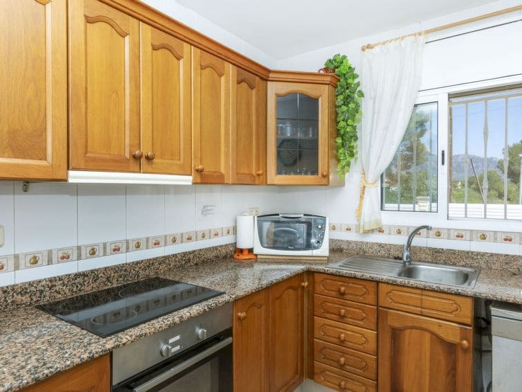 3 bedroom Villa for holiday rental in L'Ametlla de Mar with pool - € 2,200 (Ref: 10124550)