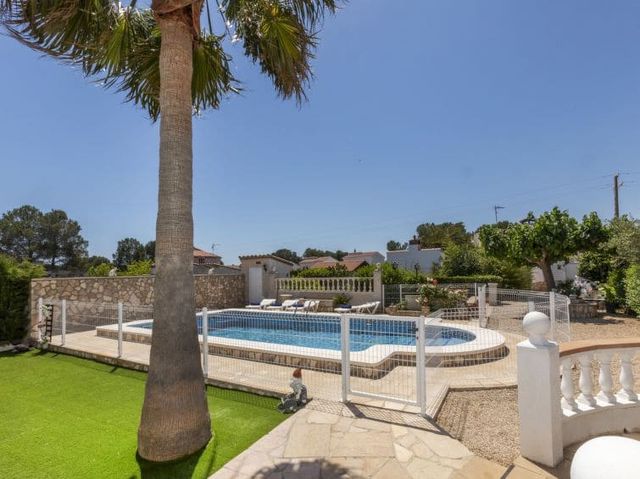 3 soverom Villa til salgs i L'Ametlla de Mar med svømmebasseng - € 2 200 (Ref: 10124550)