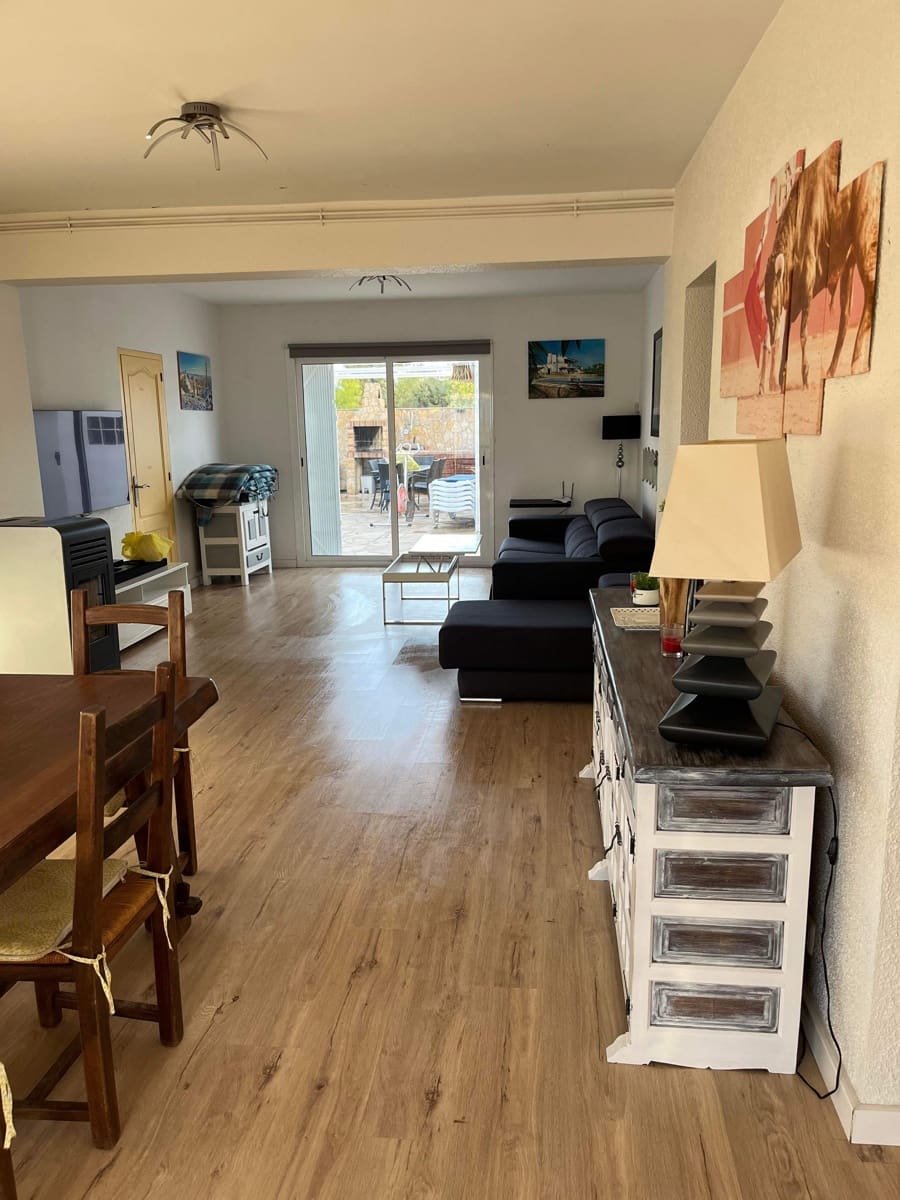 4 soverom Villa til salgs i L'Ametlla de Mar med svømmebasseng garasje - € 340 000 (Ref: 9379406)