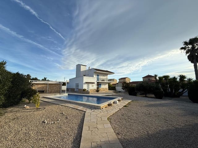 4 sypialnia Willa na sprzedaż w L'Ametlla de Mar z basenem garażem - 340 000 € (Ref: 9379406)