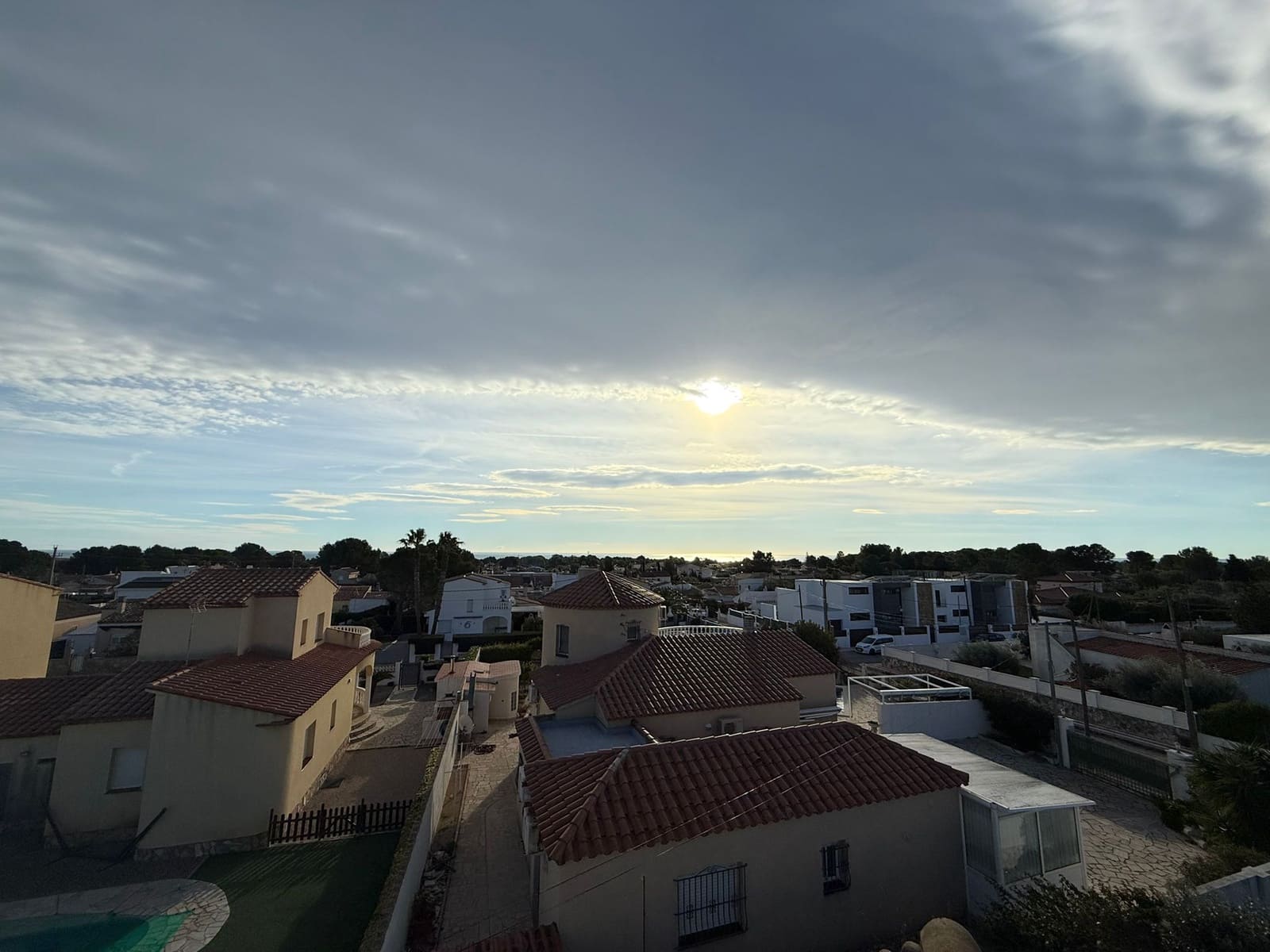 4 sypialnia Willa na sprzedaż w L'Ametlla de Mar z basenem garażem - 340 000 € (Ref: 9379406)