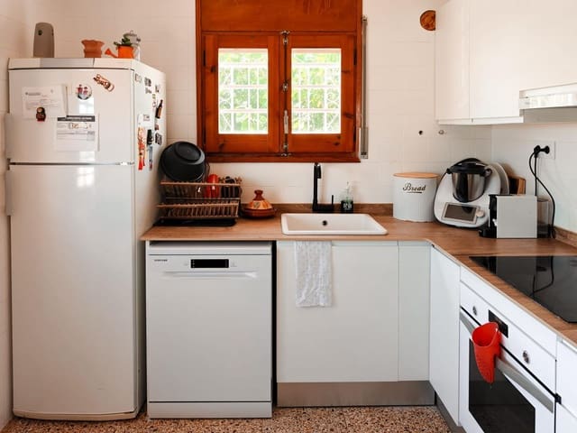 3 soverom Rekkehus til salgs i L'Ametlla de Mar med garasje - € 206 000 (Ref: 9379633)