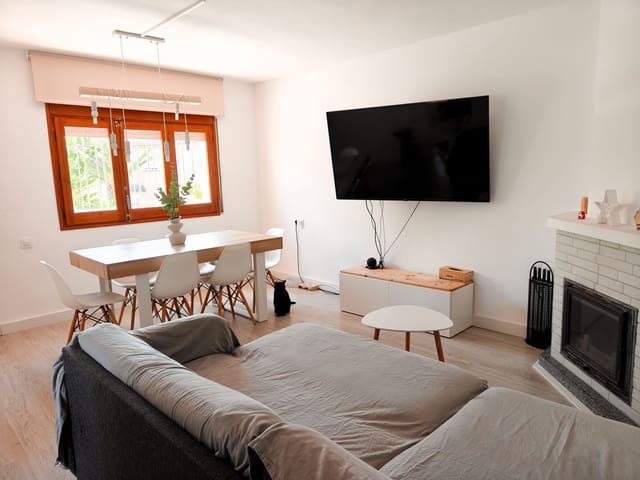 3 soverom Rekkehus til salgs i L'Ametlla de Mar med garasje - € 206 000 (Ref: 9379633)