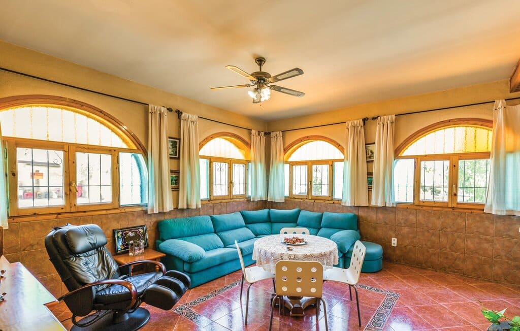 5 soveværelse Finca/Landehus til salg i L'Ametlla de Mar med swimmingpool garage - € 550.000 (Ref: 9541949)