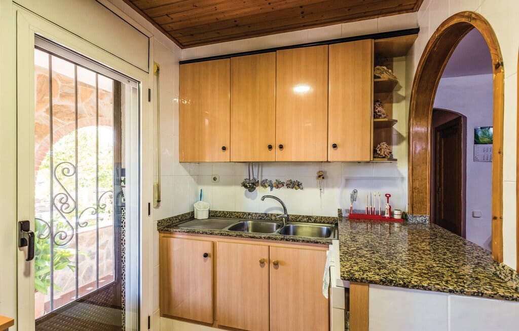 5 soveværelse Finca/Landehus til salg i L'Ametlla de Mar med swimmingpool garage - € 550.000 (Ref: 9541949)