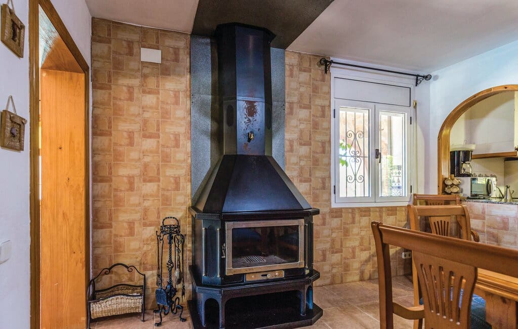 5 soveværelse Finca/Landehus til salg i L'Ametlla de Mar med swimmingpool garage - € 550.000 (Ref: 9541949)