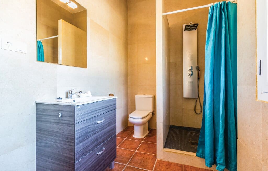 5 soveværelse Finca/Landehus til salg i L'Ametlla de Mar med swimmingpool garage - € 550.000 (Ref: 9541949)