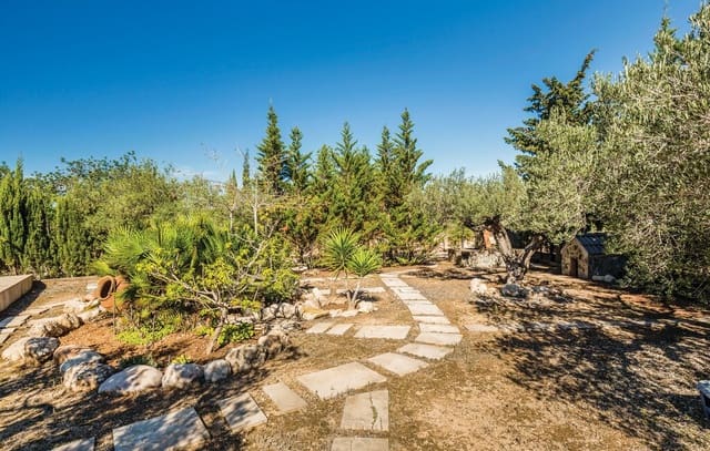 5 soveværelse Finca/Landehus til salg i L'Ametlla de Mar med swimmingpool garage - € 550.000 (Ref: 9541949)