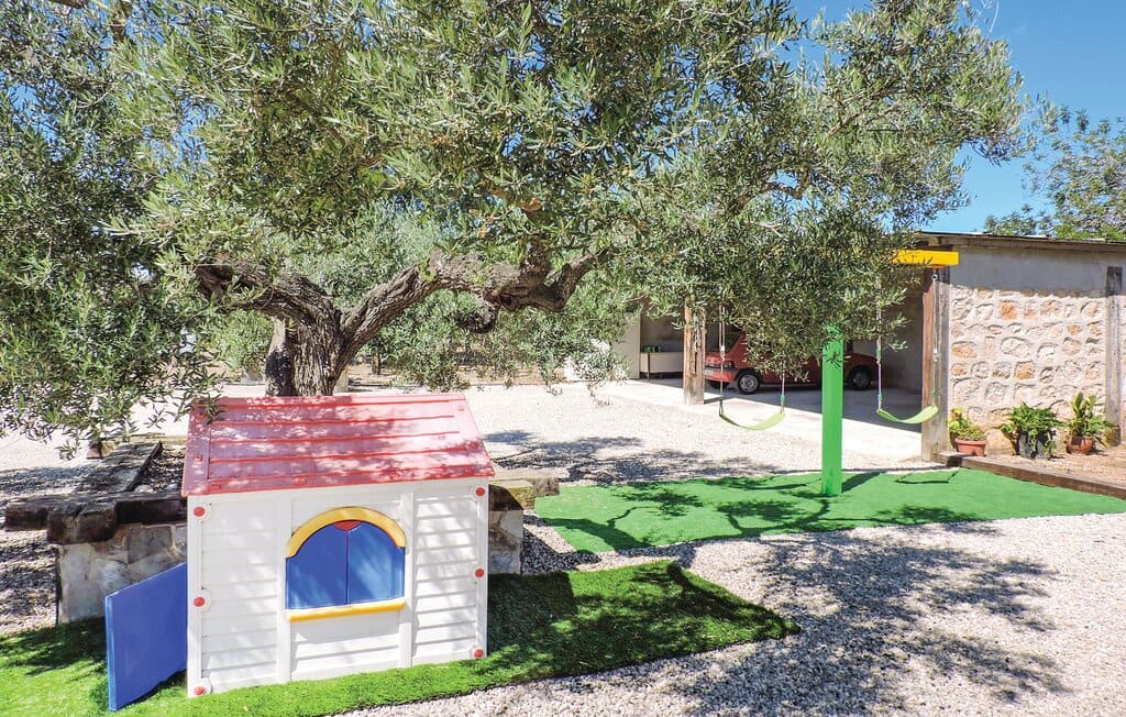 5 soveværelse Finca/Landehus til salg i L'Ametlla de Mar med swimmingpool garage - € 550.000 (Ref: 9541949)