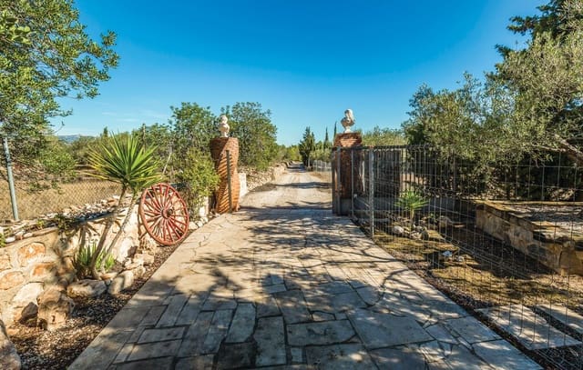 5 soveværelse Finca/Landehus til salg i L'Ametlla de Mar med swimmingpool garage - € 550.000 (Ref: 9541949)