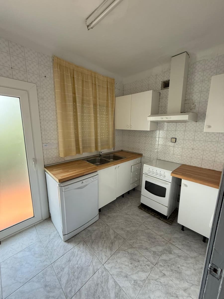 7 sypialnia Willa na sprzedaż w L'Ametlla de Mar z basenem garażem - 299 000 € (Ref: 9634705)