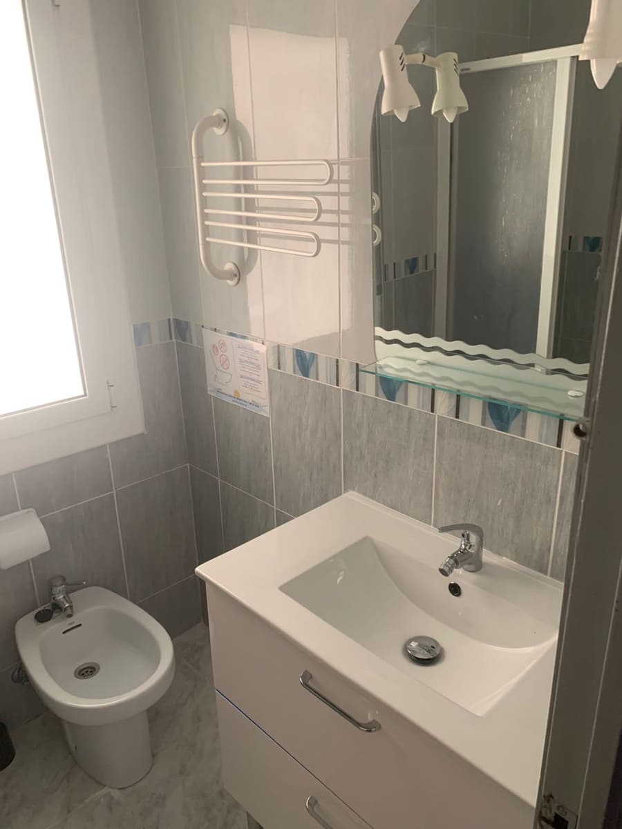 7 sypialnia Willa na sprzedaż w L'Ametlla de Mar z basenem garażem - 299 000 € (Ref: 9634705)