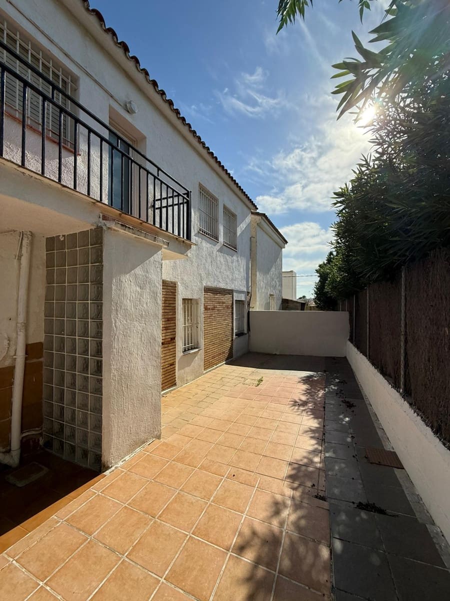 7 sypialnia Willa na sprzedaż w L'Ametlla de Mar z basenem garażem - 299 000 € (Ref: 9634705)