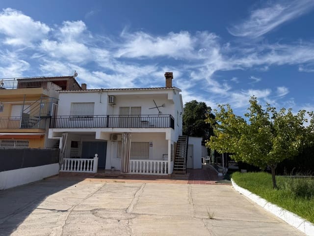 7 sypialnia Willa na sprzedaż w L'Ametlla de Mar z basenem garażem - 299 000 € (Ref: 9634705)