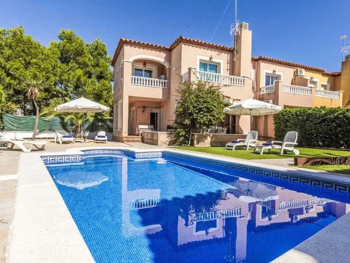 4 camera da letto Villa da affitare come casa vacanza in L'Ametlla de Mar con piscina - 1.008 € (Rif: 9691587)