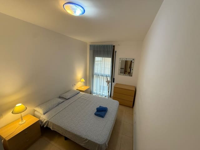 3 bedroom Flat for holiday rental in L'Ametlla de Mar - € 700 (Ref: 9691598)