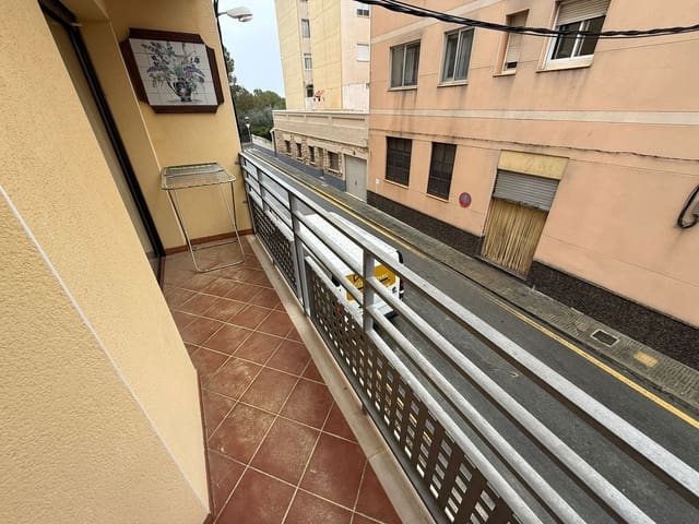 3 bedroom Flat for holiday rental in L'Ametlla de Mar - € 700 (Ref: 9691598)