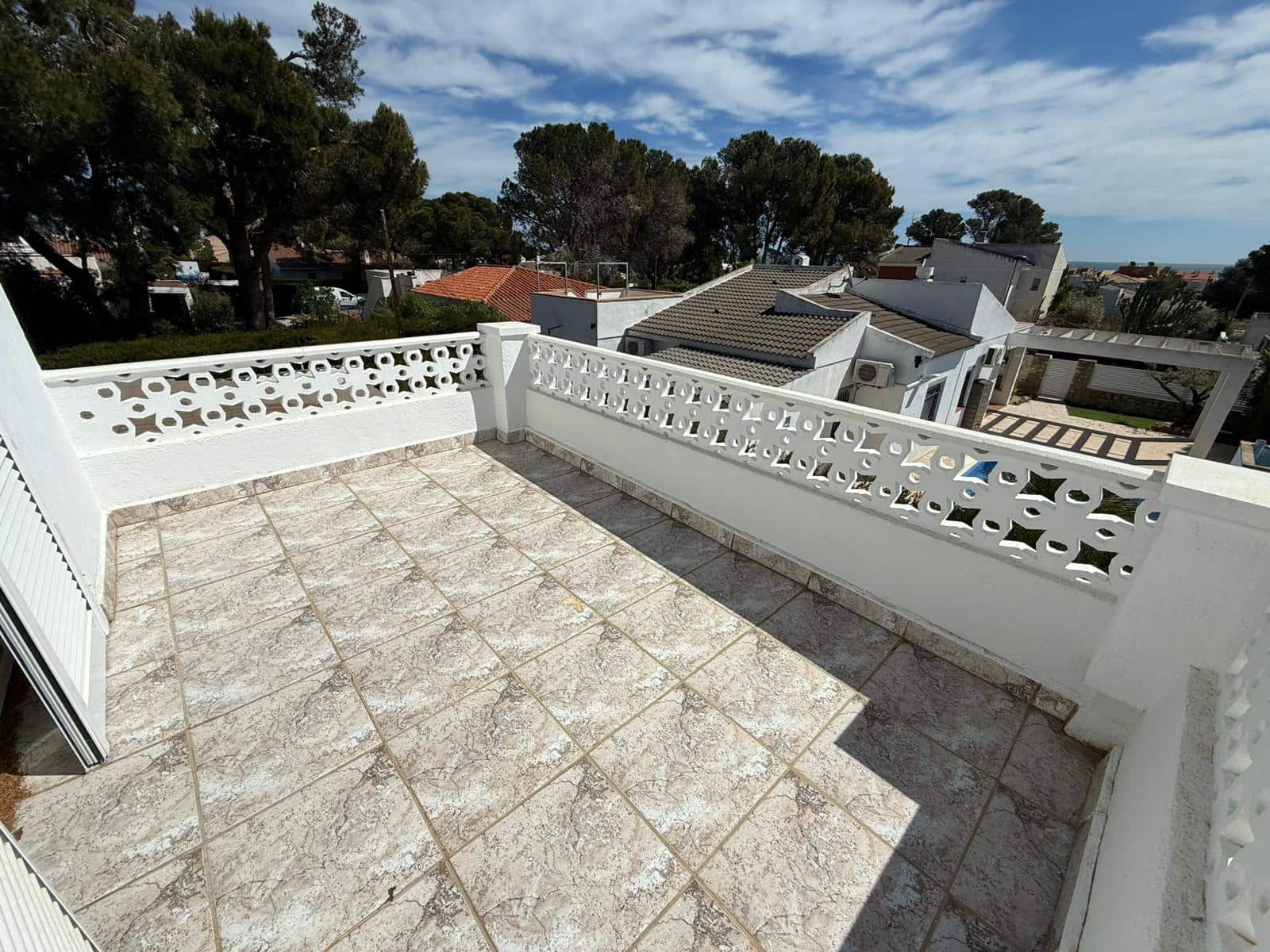 6 bedroom Villa for holiday rental in Calafat with pool - € 1,708 (Ref: 9780813)