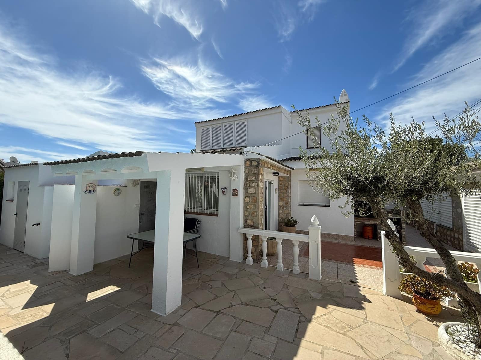 6 bedroom Villa for holiday rental in Calafat with pool - € 1,708 (Ref: 9780813)