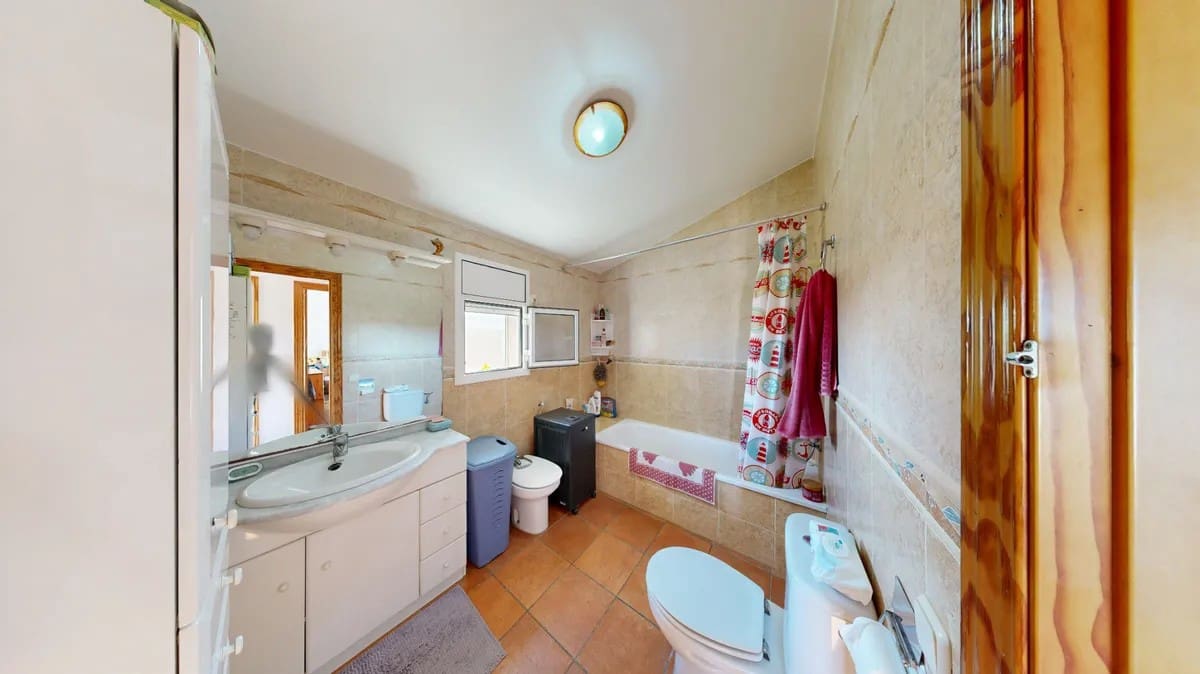 Adosado de 4 habitaciones en L'Ametlla de Mar en venta con piscina garaje - 265.000 € (Ref: 9805264)