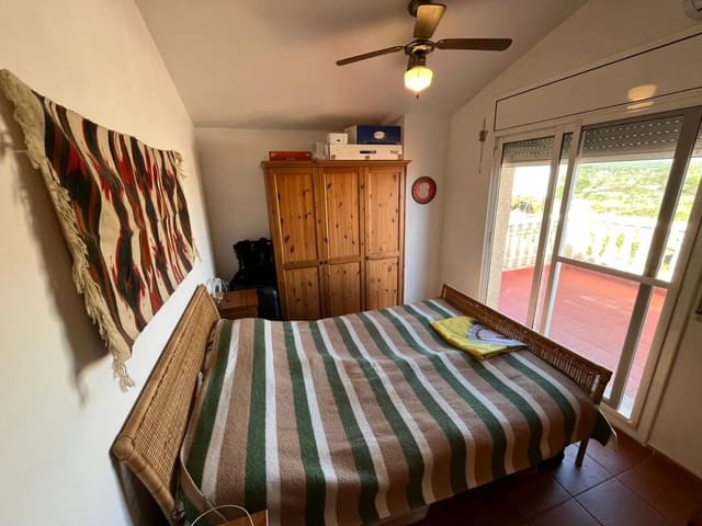 Adosado de 4 habitaciones en L'Ametlla de Mar en venta con piscina garaje - 265.000 € (Ref: 9805264)