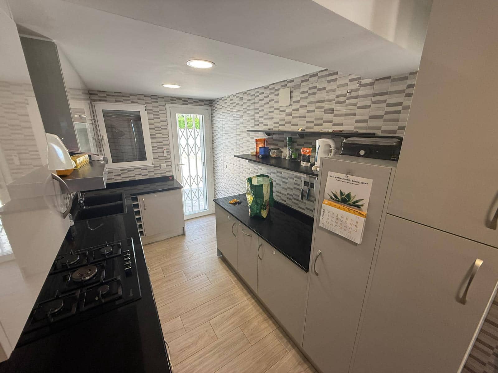 3 soverom Villa til salgs i Calafat med svømmebasseng garasje - € 610 000 (Ref: 9847804)