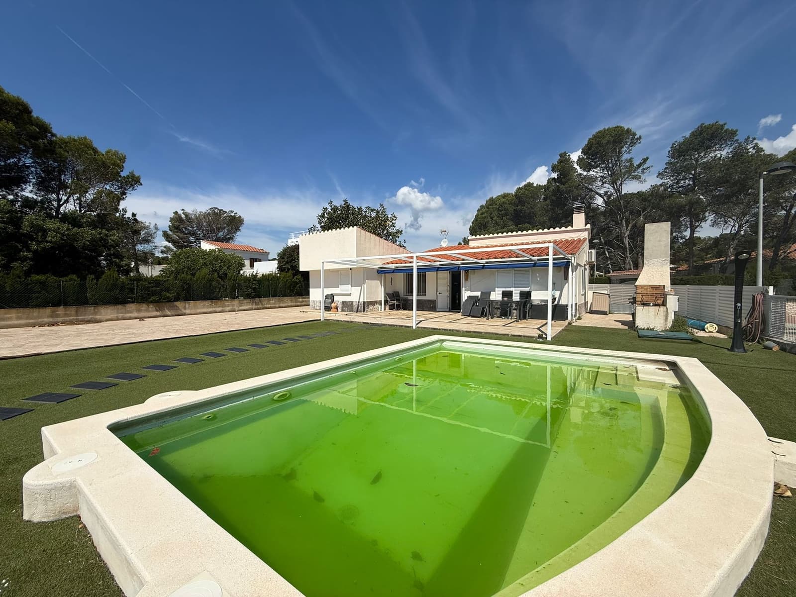3 soverom Villa til salgs i Calafat med svømmebasseng garasje - € 610 000 (Ref: 9847804)