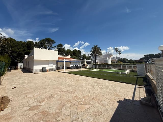 3 soverom Villa til salgs i Calafat, L'Ametlla de Mar med svømmebasseng garasje - € 610 000 (Ref: 9847804)