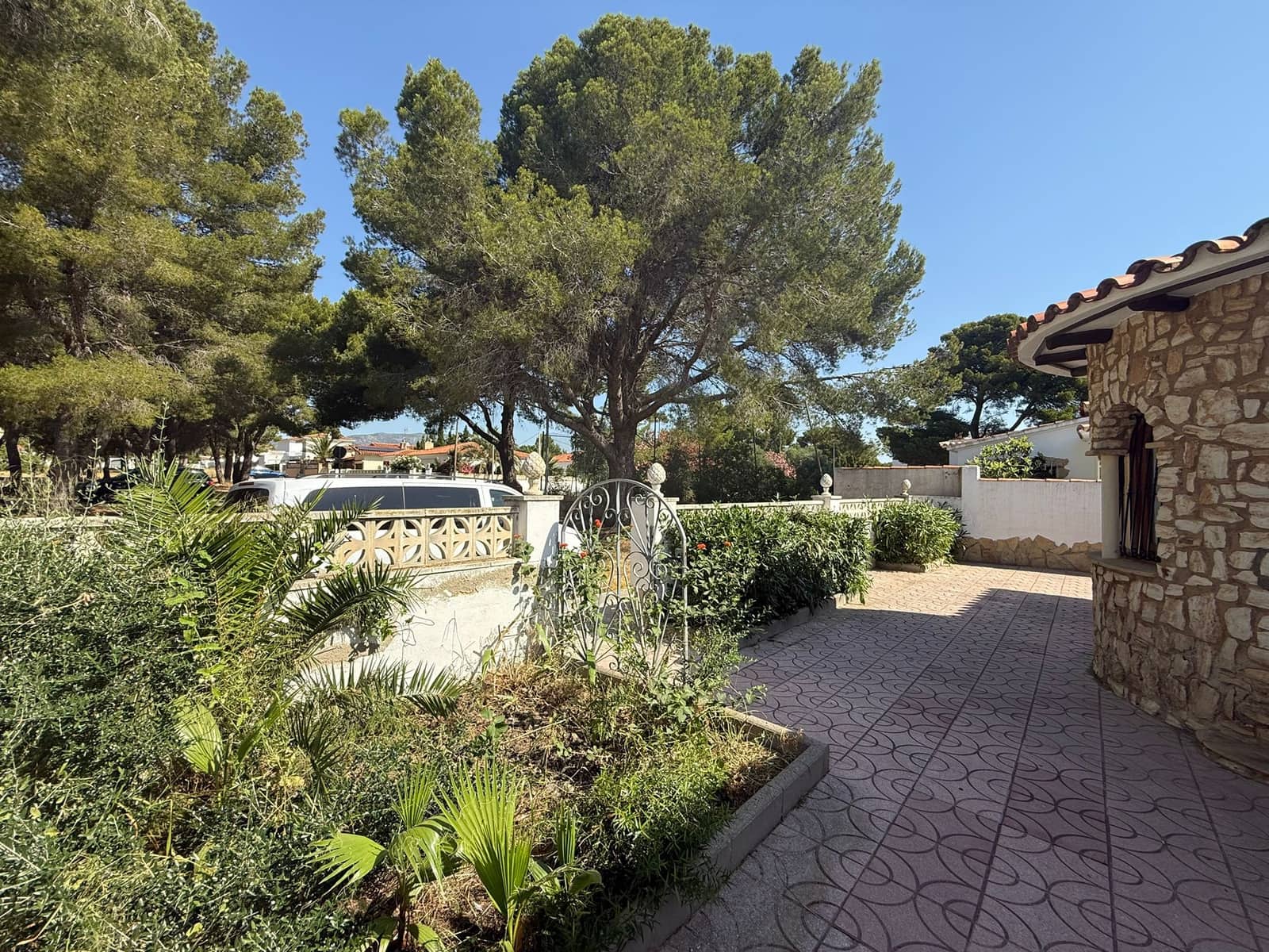 3 chambre Villa/Maison à vendre à Miami Playa / Miami Platja avec garage - 215 000 € (Ref: 9913690)