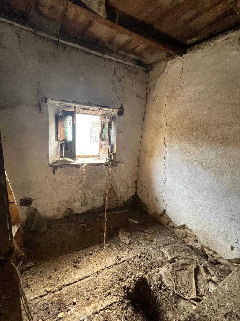 6 bedroom Townhouse for sale in Carracedelo - € 13,000 (Ref: 9362734)