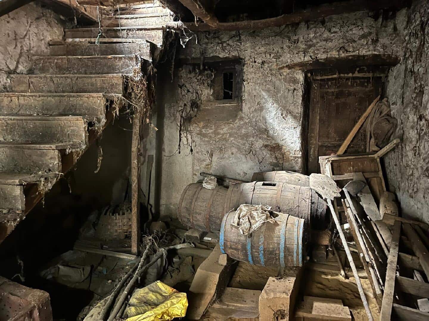 6 bedroom Townhouse for sale in Carracedelo - € 13,000 (Ref: 9362734)