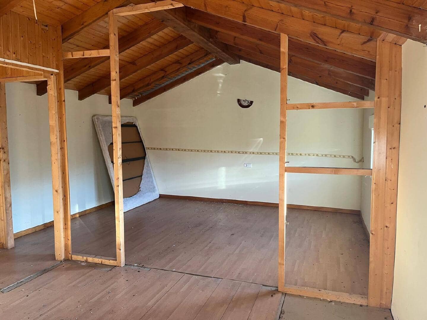 1 soverom Trehus til salgs i Congosto - € 33 000 (Ref: 9362735)