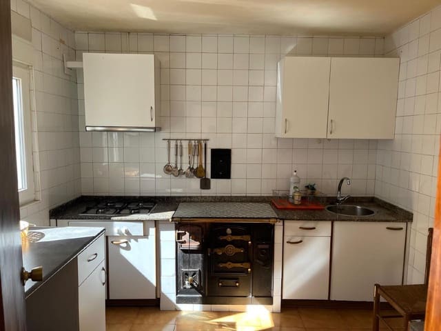 2 bedroom Townhouse for sale in Igüeña - € 45,000 (Ref: 9362736)