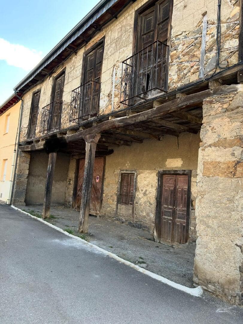 9 chambre Maison de Ville à vendre à Folgoso de la Ribera - 28 000 € (Ref: 9362737)