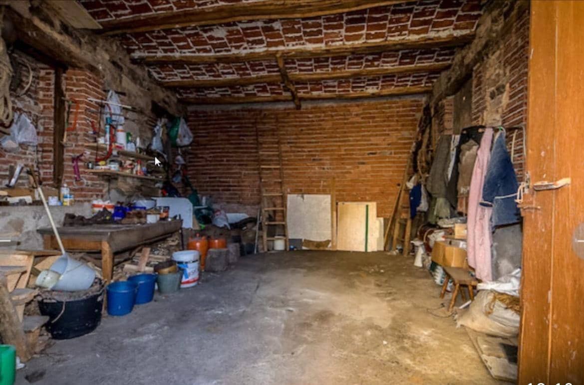 Maison de Ville à vendre à Noceda del Bierzo - 30 000 € (Ref: 9362738)