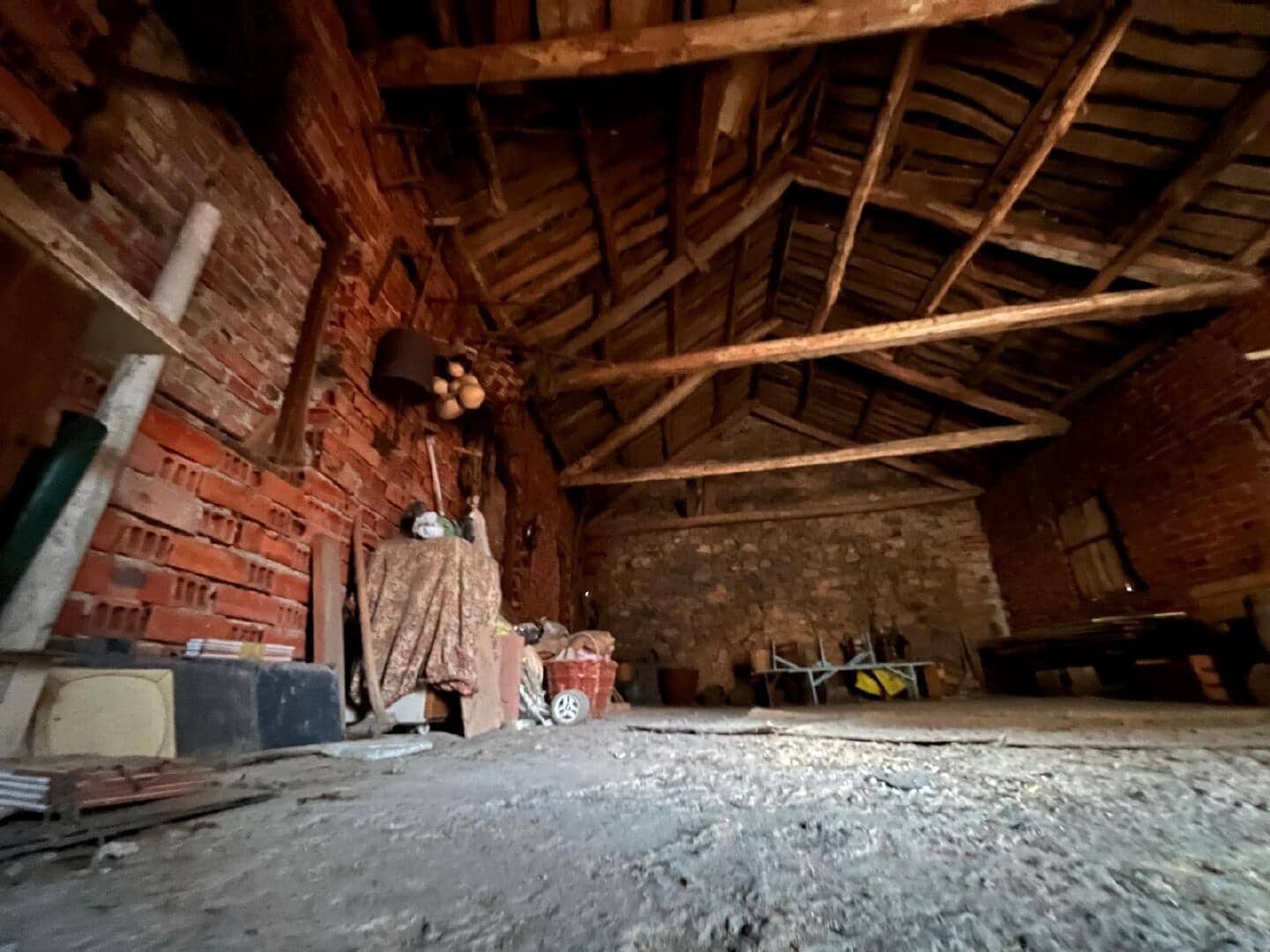 Maison de Ville à vendre à Noceda del Bierzo - 30 000 € (Ref: 9362738)