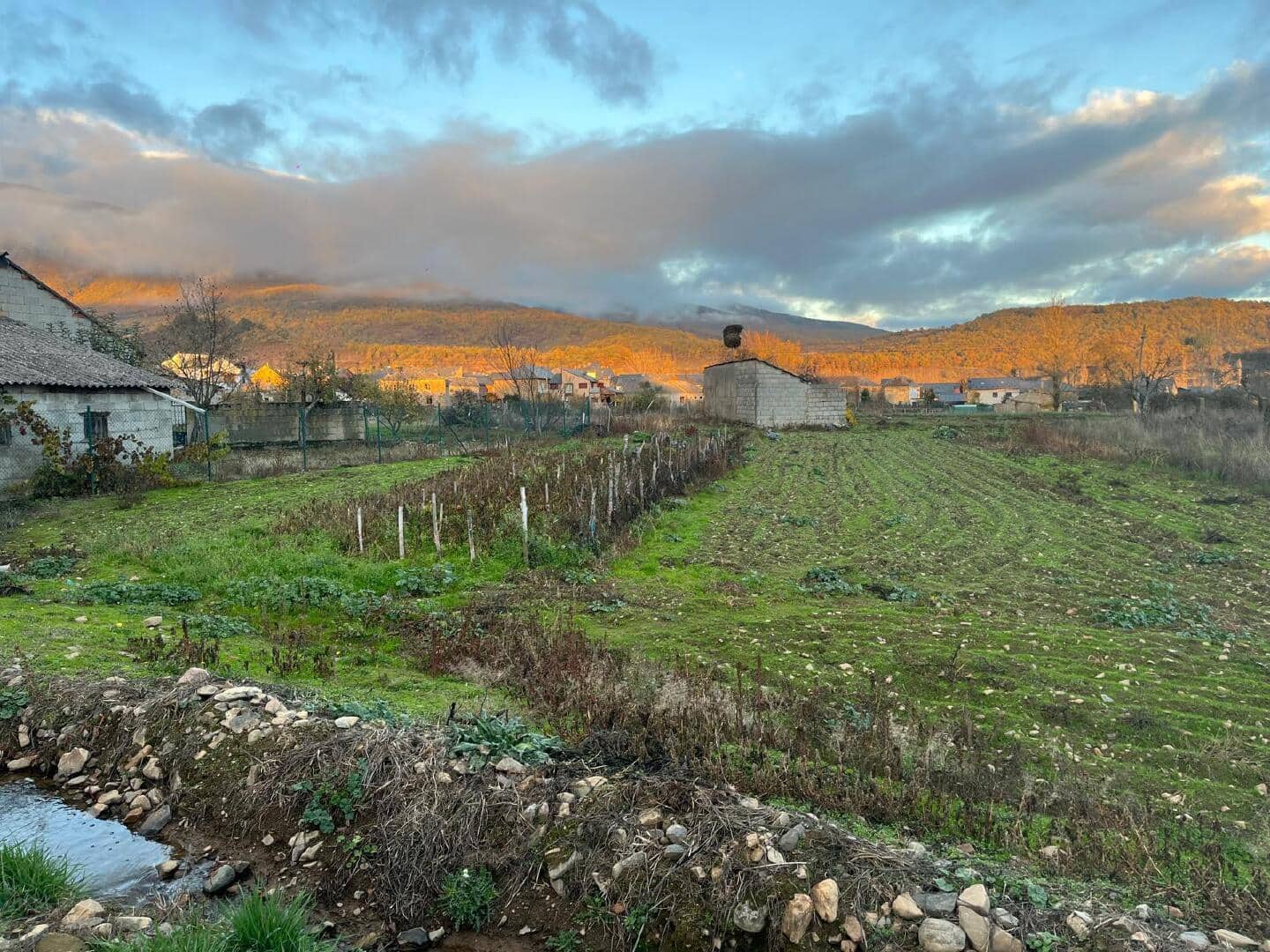 Maison de Ville à vendre à Noceda del Bierzo - 30 000 € (Ref: 9362738)