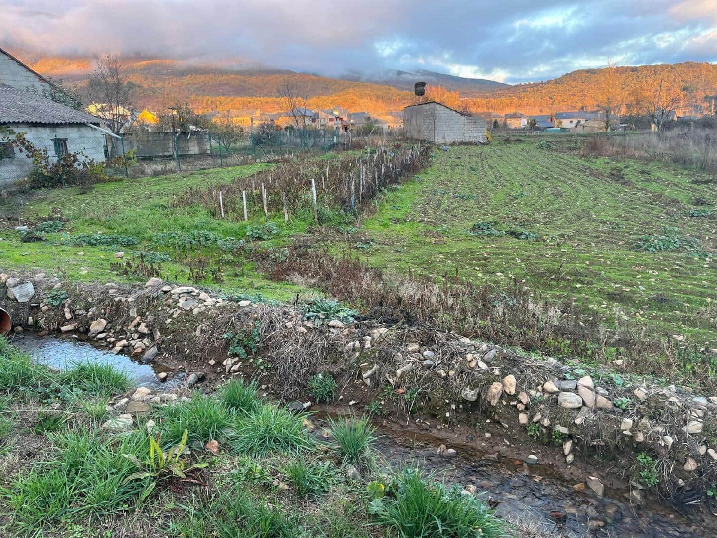 Maison de Ville à vendre à Noceda del Bierzo - 30 000 € (Ref: 9362738)