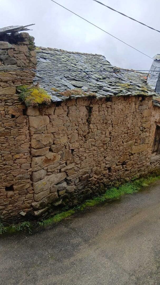 Dom na sprzedaż w Bembibre - 6 000 € (Ref: 9362739)